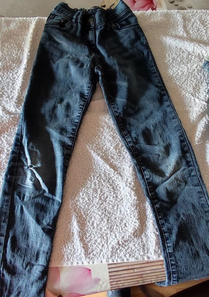 Lot de 3 jeans filles 10 ans - photo numéro 6