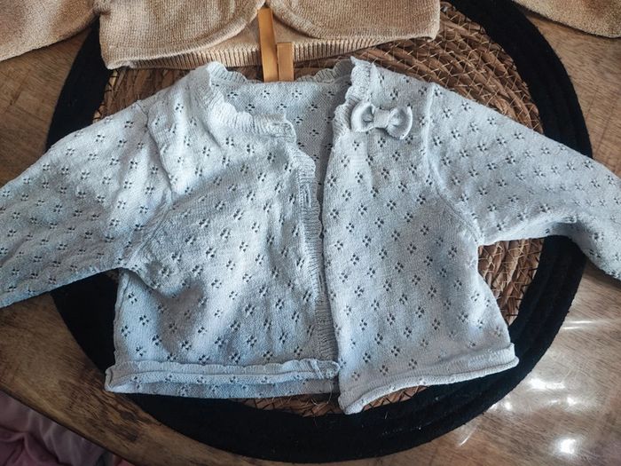 Lot Gilet 3 mois - photo numéro 2