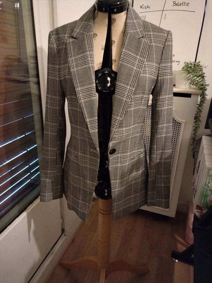 Veste H &M couleur gris en carreaux neuve avec étiquette taille 34 - photo numéro 4