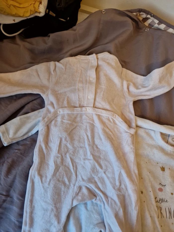 Lot de 4 pyjamas fille 6 mois - photo numéro 7