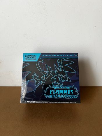 ETB Pokémon Flammes Fantasmagoriques ME02