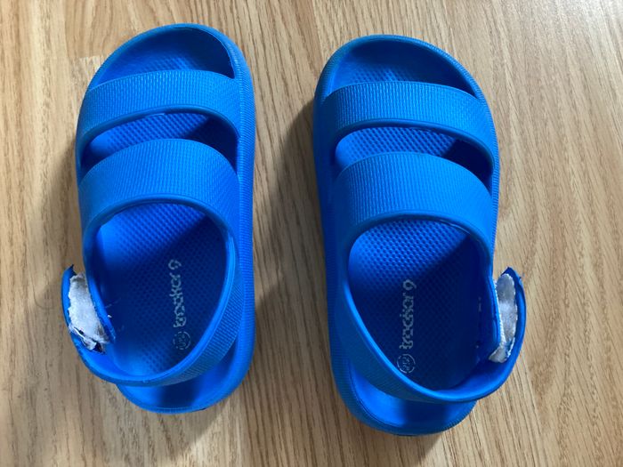 Sandales bleues - Pointure 24 / 25