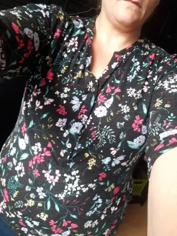 Jolie blouse à strass