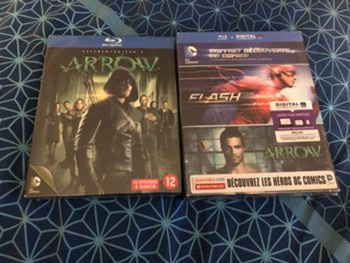 Intégrale saison 1 Flash + intégrale saison 1 & 2 Arrow neufs