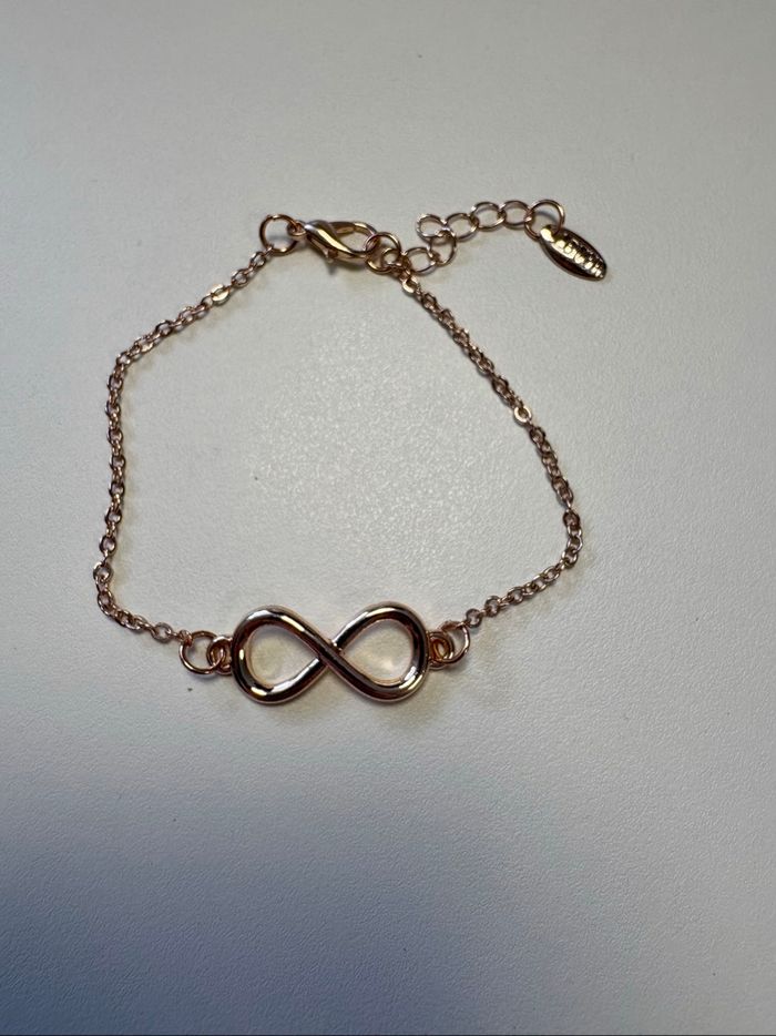 Bracelet avec motif infini doré rose - photo numéro 2