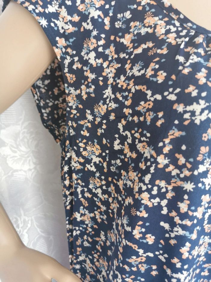 🌺Robe bleu marine imprimée. Taille 40. NAFNAF - photo numéro 3