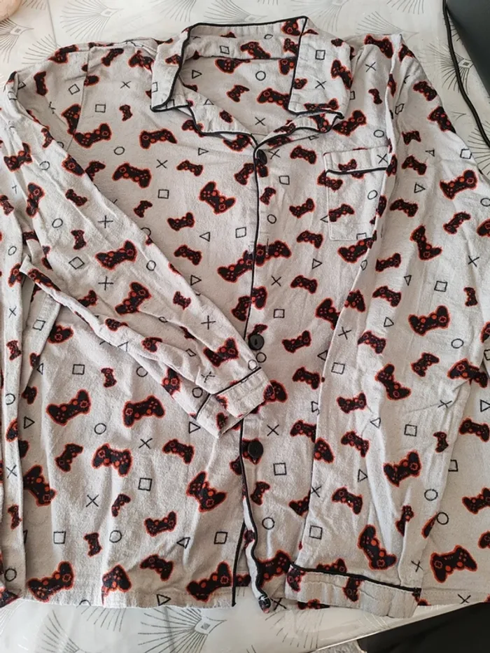 Pyjama 13/14 ans - photo numéro 3