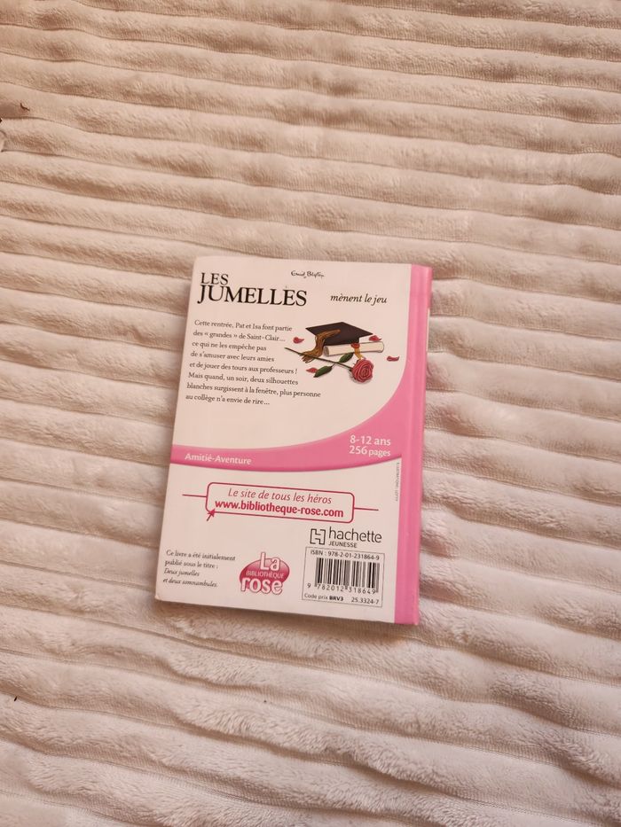 📚 Les Jumelles Tome 6 – Les jumelles mènent le jeu (Bibliothèque Rose) - photo numéro 3