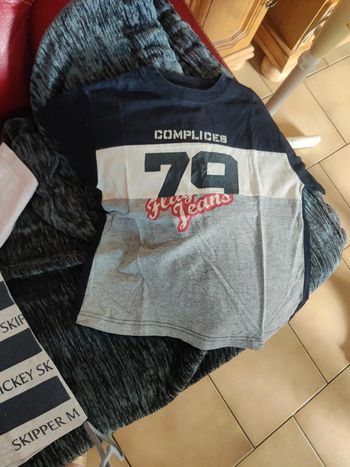 Lot vêtements garçons 6 ans