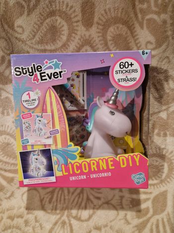 Licorne à décorer 