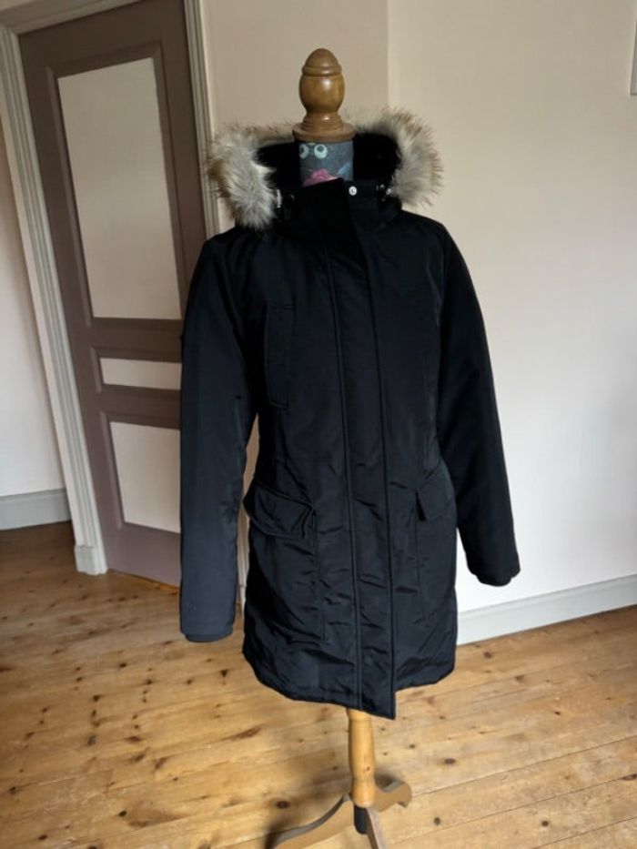 Superbe manteau 🧥 tommy hilfiger, taille S