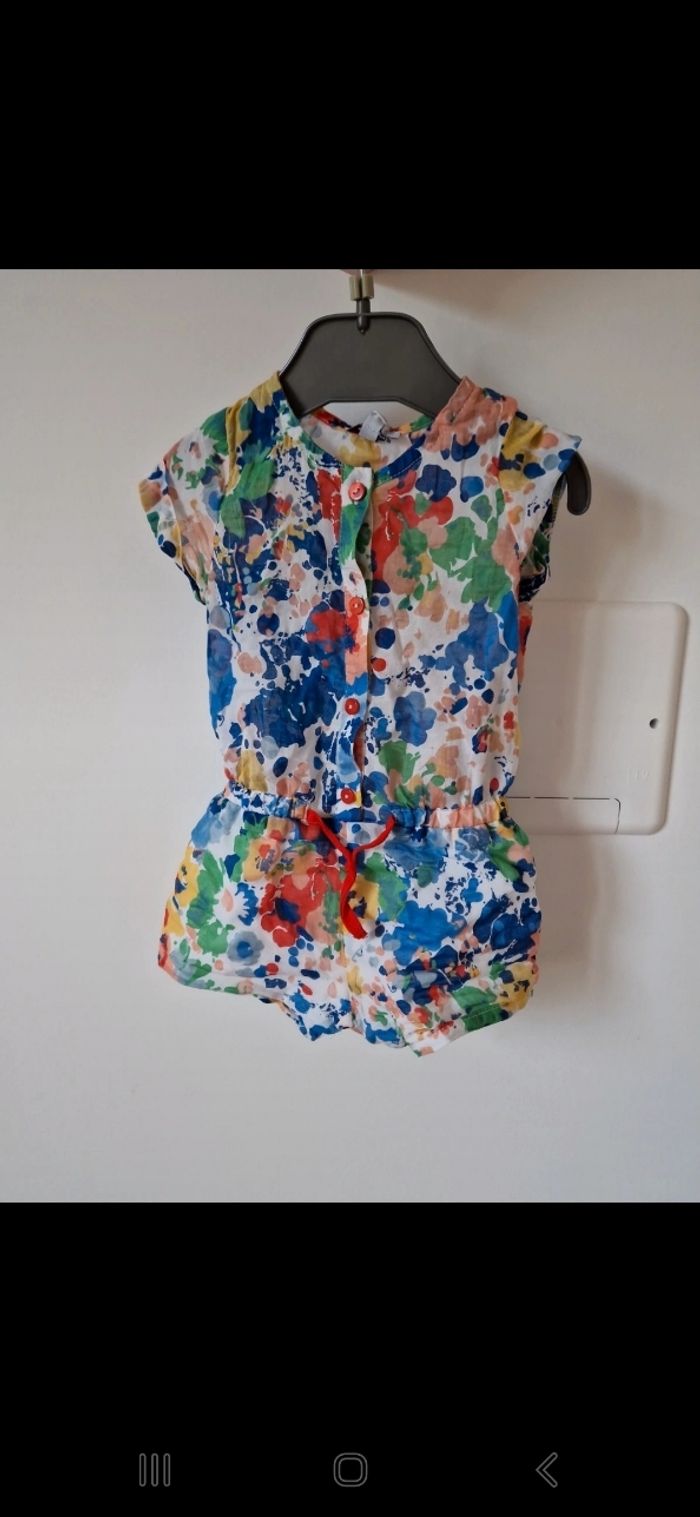 Combishort taille 9 mois absorba neuve