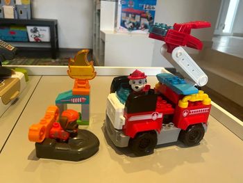 Mega bloks Pat Patrouille  Le Camion de Pompier de Marcus + Zuma