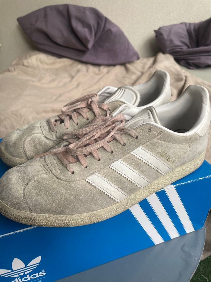 Basket Adidas Gazelle 42 - photo numéro 2