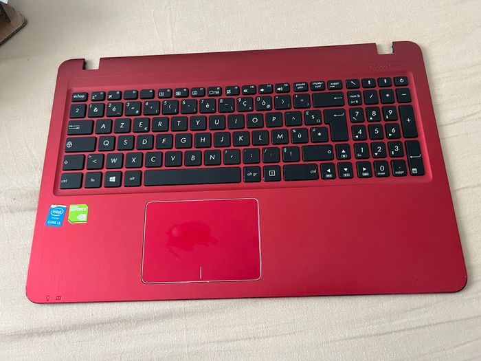 Clavier rouge complet – ASUS R540LJ (d’origine)