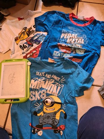 3 t shirts licence 8 ans dysney