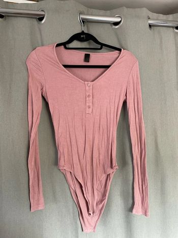 Body à clip rose