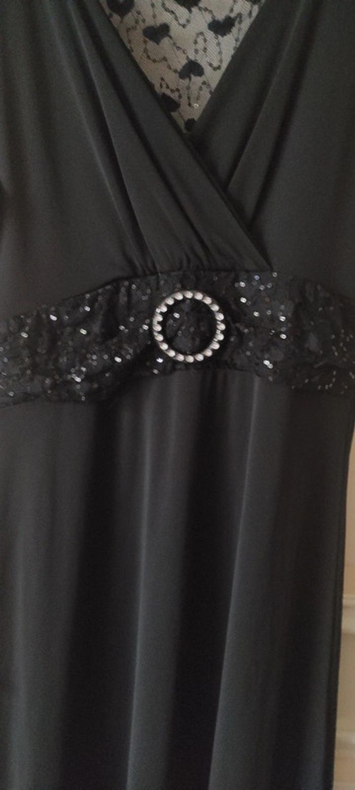 💐Robe noir dentelle et strass  - Fas Paris - taille 3 - neuf juste lavé 💐 - photo numéro 2