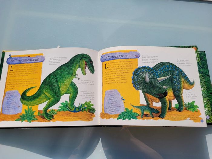 Magnifique livre animé Seuil Jeunesse Dinoparc, la préhistoire en 3D + modèles reduits dinosaures 53 - photo numéro 7
