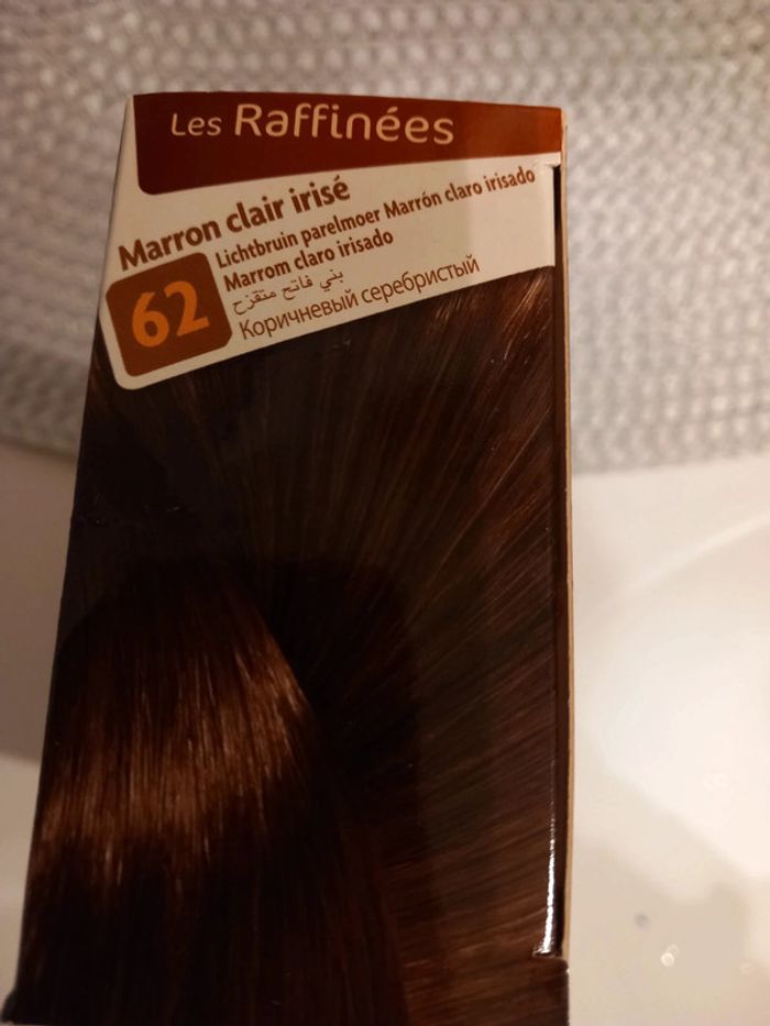 🥰 Crème colorante permanente marron clair irisé - photo numéro 2