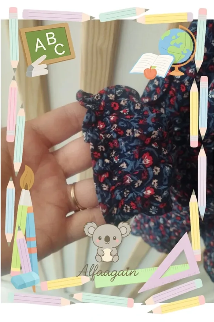 Blouse Vertbaudet fleurie 9ans - photo numéro 2