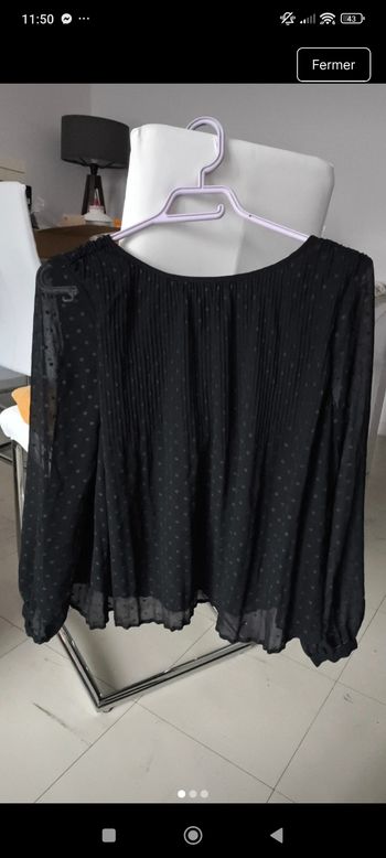 Blouse noir à pois 
