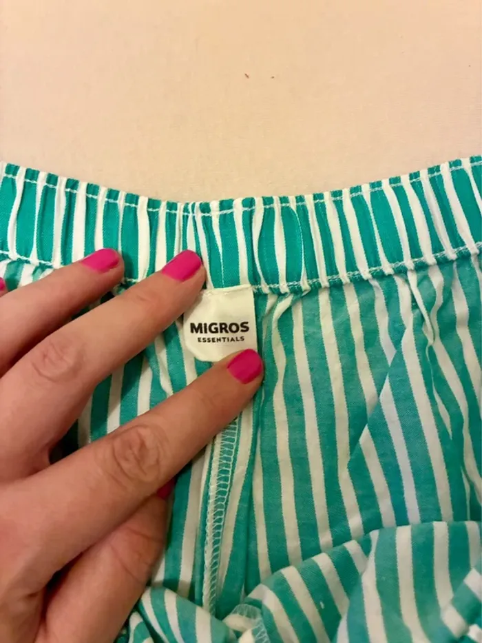 Lot de 2 shorts légers Migros - photo numéro 7