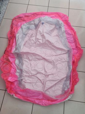 Piscine utilisée quelques jours