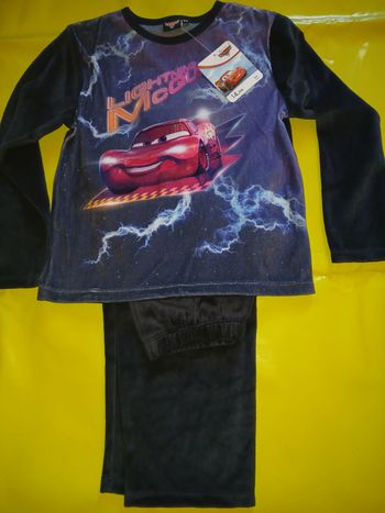 ensemble pyjamas en velours dsiney cars 5/6 ans