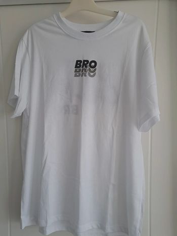 T shirt large Don t call me bro M