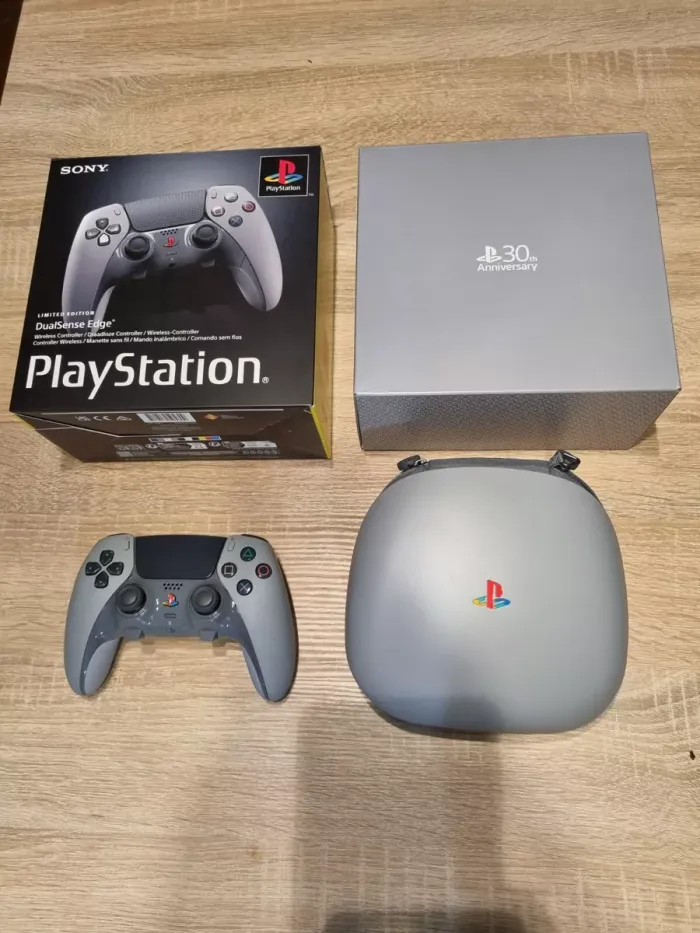 Manette PS5 Dualsense Edge 30th Anniversary - photo numéro 3