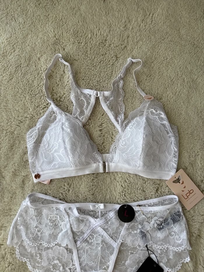 👙Magnifique ensemble - taille L- dentelle- neuf avec étiquette - photo numéro 4