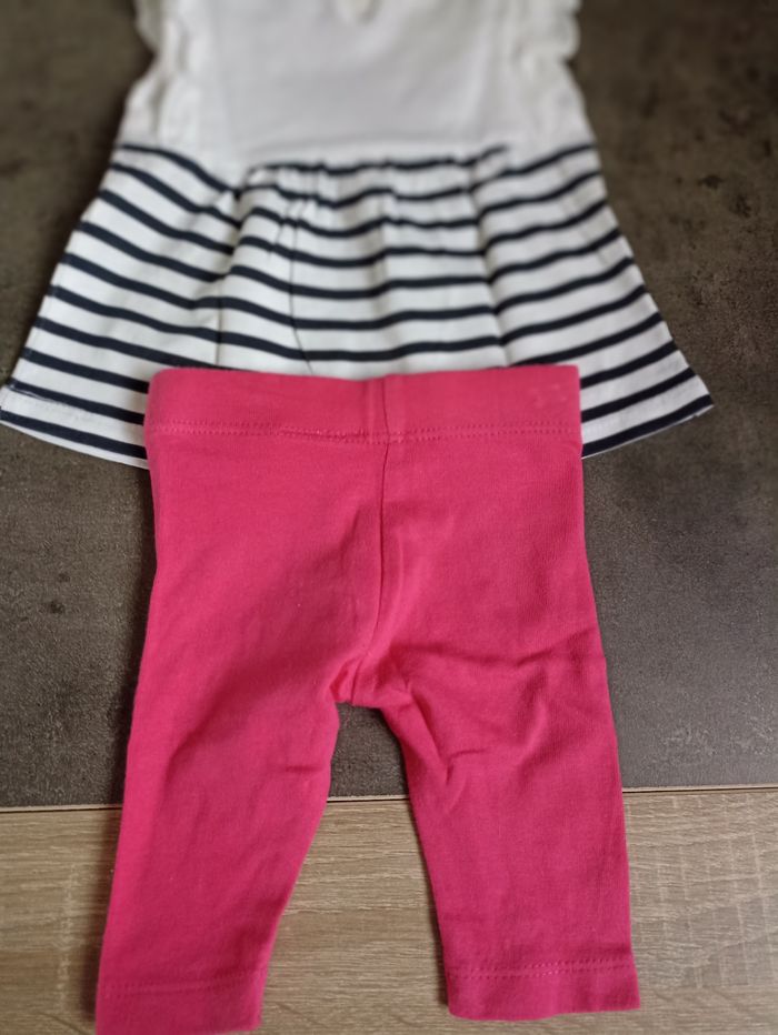 Le legging et la blouse - photo numéro 8