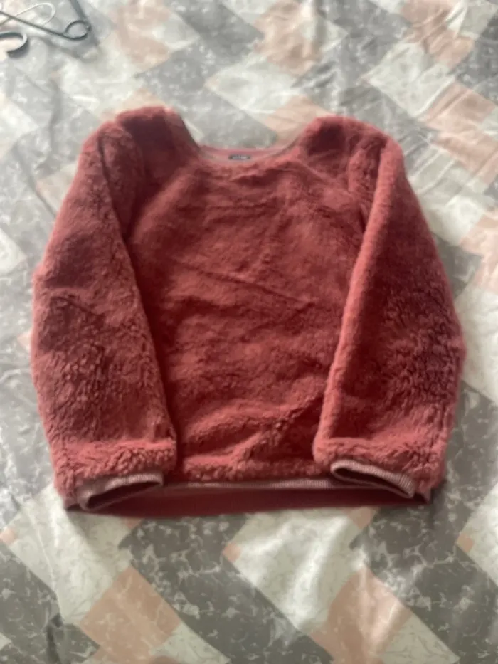 Pull fille 8 ans