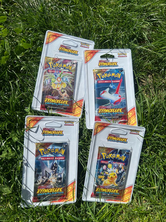 Art set - ev8 - Etincelles déferlantes - booster sous blister