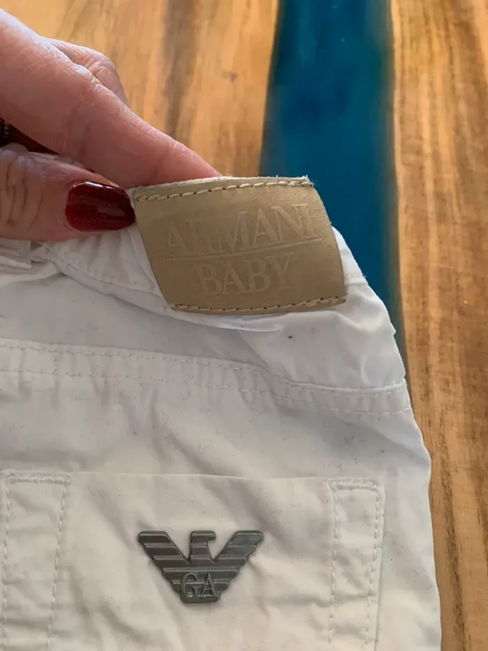 Pantalon blanc Armani Baby taille 9 mois - photo numéro 8