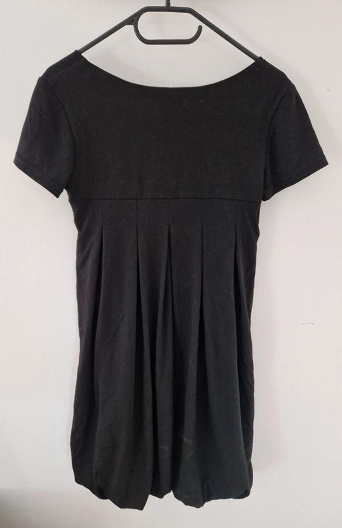 Robe noire - photo numéro 2