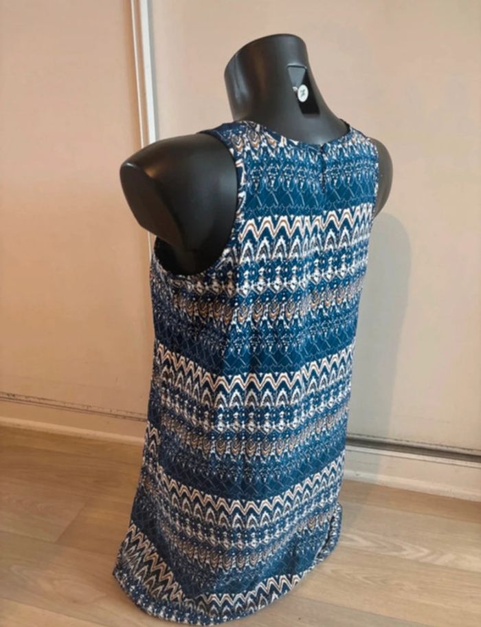 Robe élégante taille : S 📍 - photo numéro 3