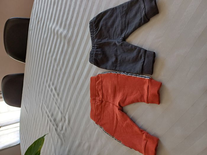 2 pantalons de jogging garçons Taille 1 mois - photo numéro 2