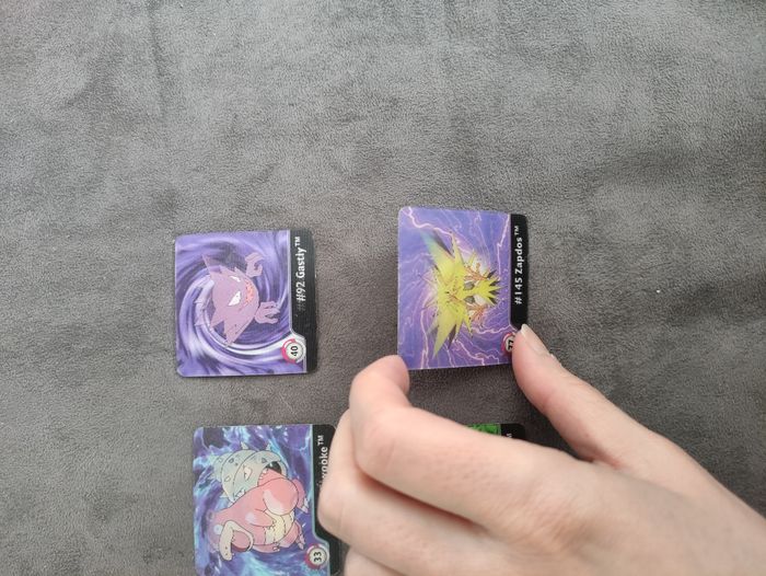 Lot de 4 cartes Pokémon Vintage 1999 Artbox Action Flipz Square Séries One 33 40 45 et 77 - photo numéro 6