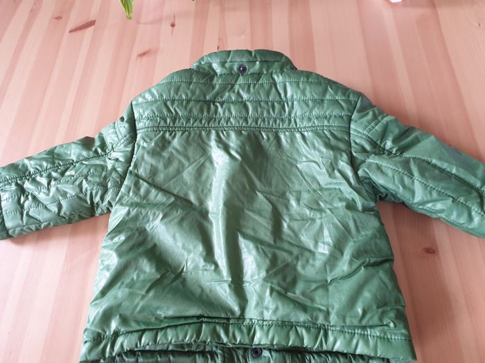 Blouson vert - Taille 9 mois - photo numéro 2