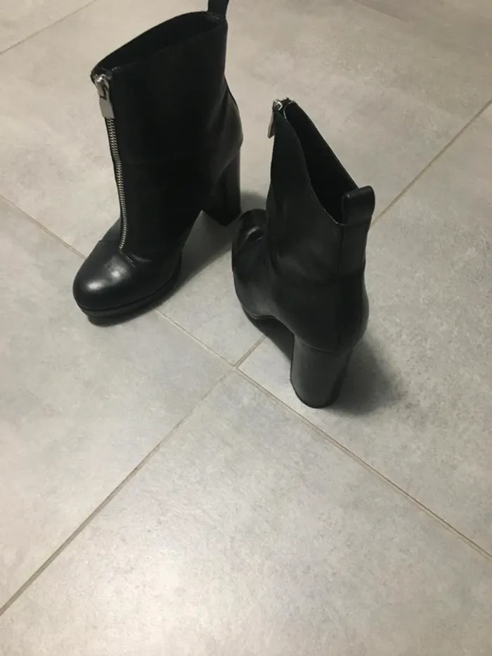 Bottines noires zara pointure 37 - photo numéro 3