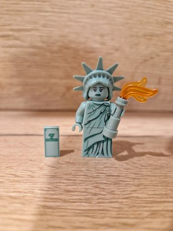Figurine type lego Statut de la liberté