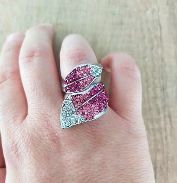 Bague argentée strass roses et blancs feuille taille 60