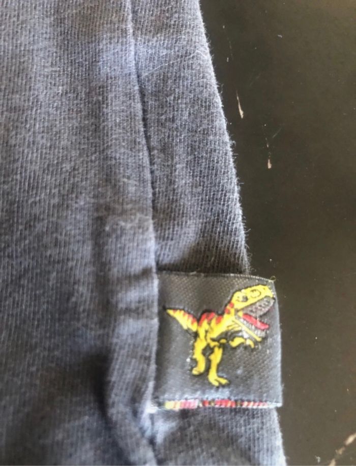 T shirt dinosaure okay 104 cm - photo numéro 4