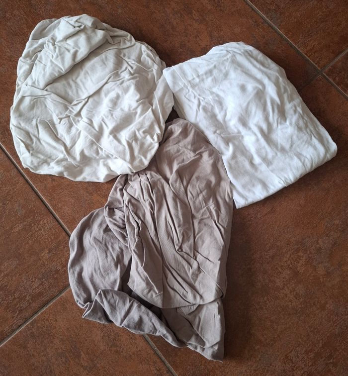 Lot draps housse lit bébé