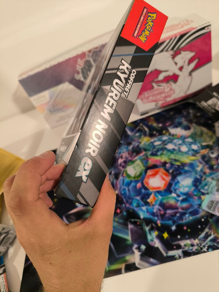 Coffret pokémon Kyurem noir ex - photo numéro 4