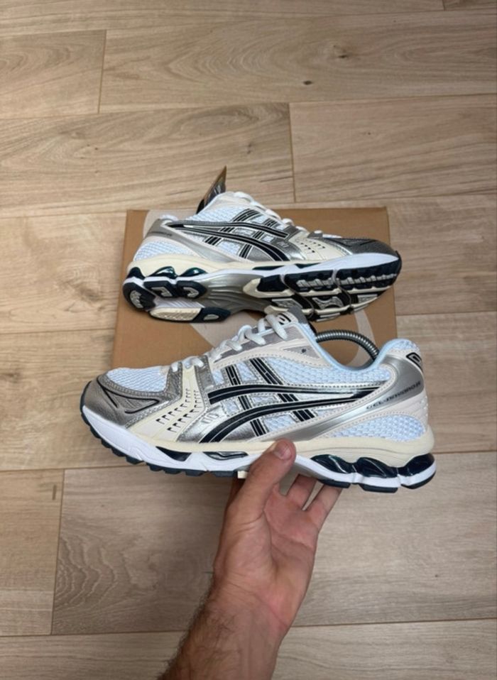 Asics kayano 14 gel neuf blanc crème bleu