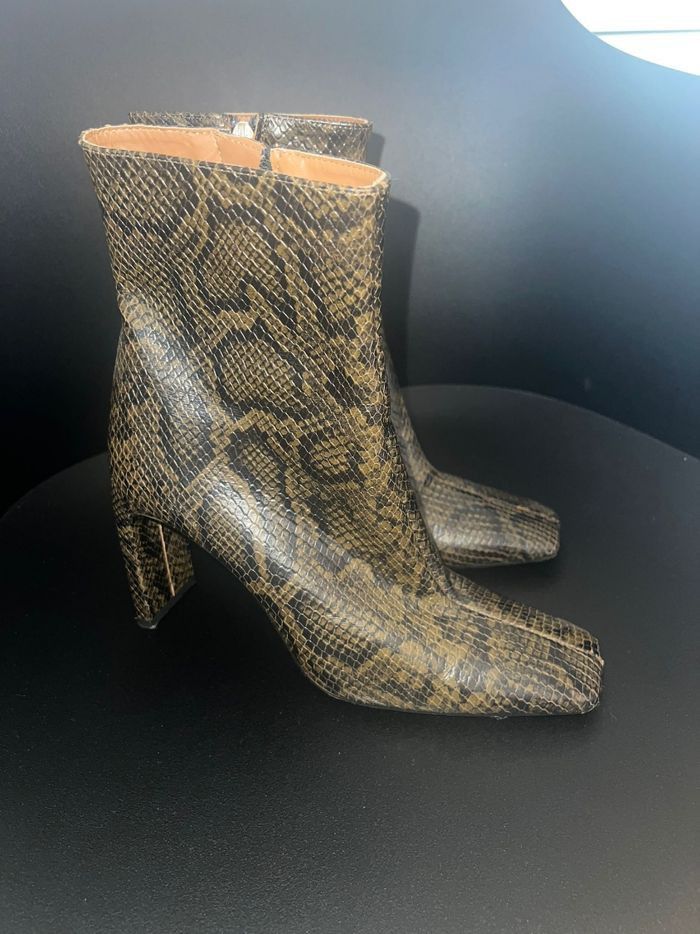 Zara bottines serpent pointure 39 - photo numéro 2
