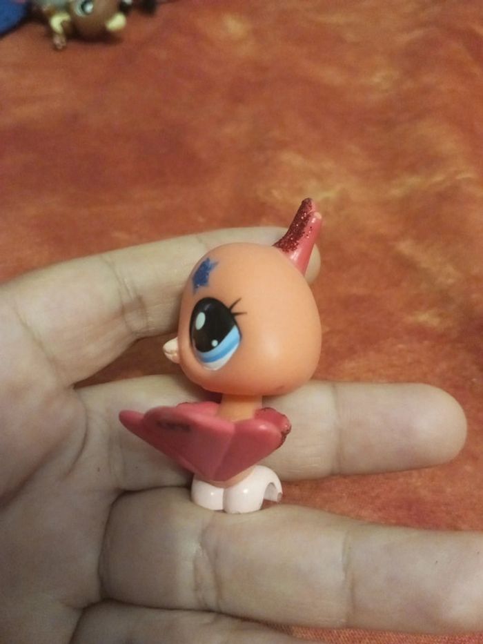 Littles pet shop hasbro paon pailleté 2259 - photo numéro 2